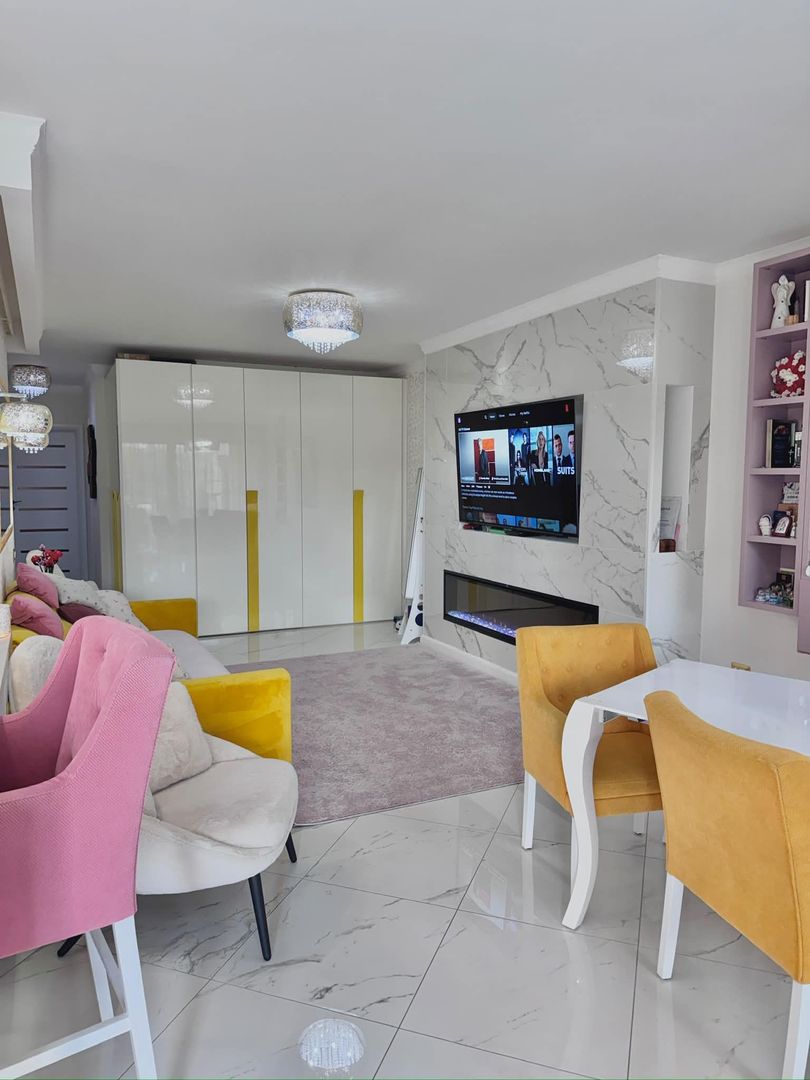 Apartament Superb cu 3 camere 82mp Soporului - Poză 1