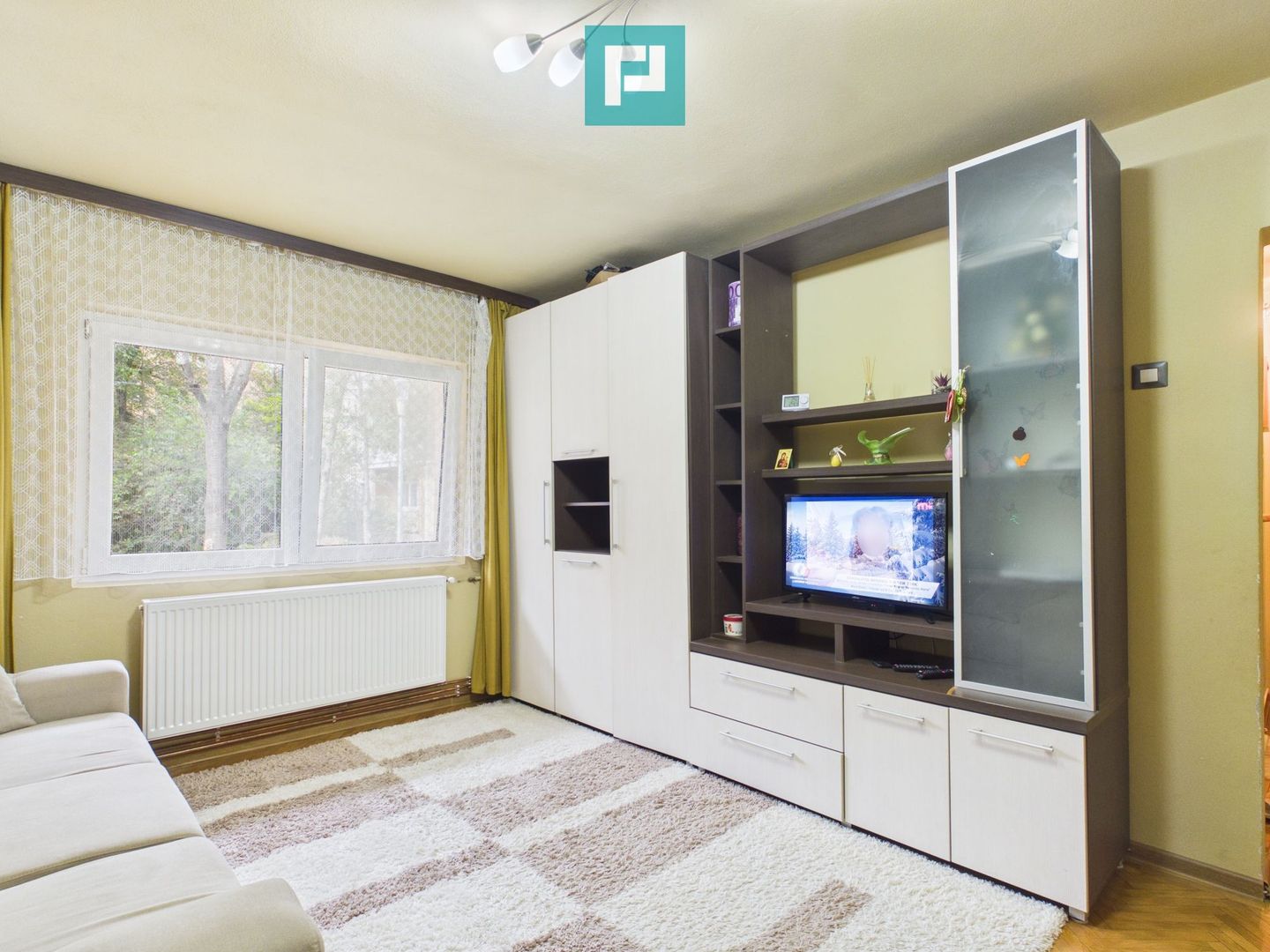 Apartament cu 2 camere de închiriat Boul Roșu - Poză 1