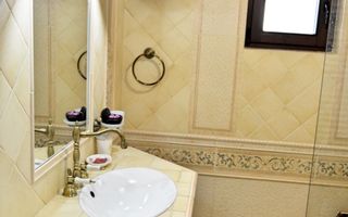 3 Camere,  Natiunile Unite - Palatul Parlamentului, Mobilat lux - Poză 21