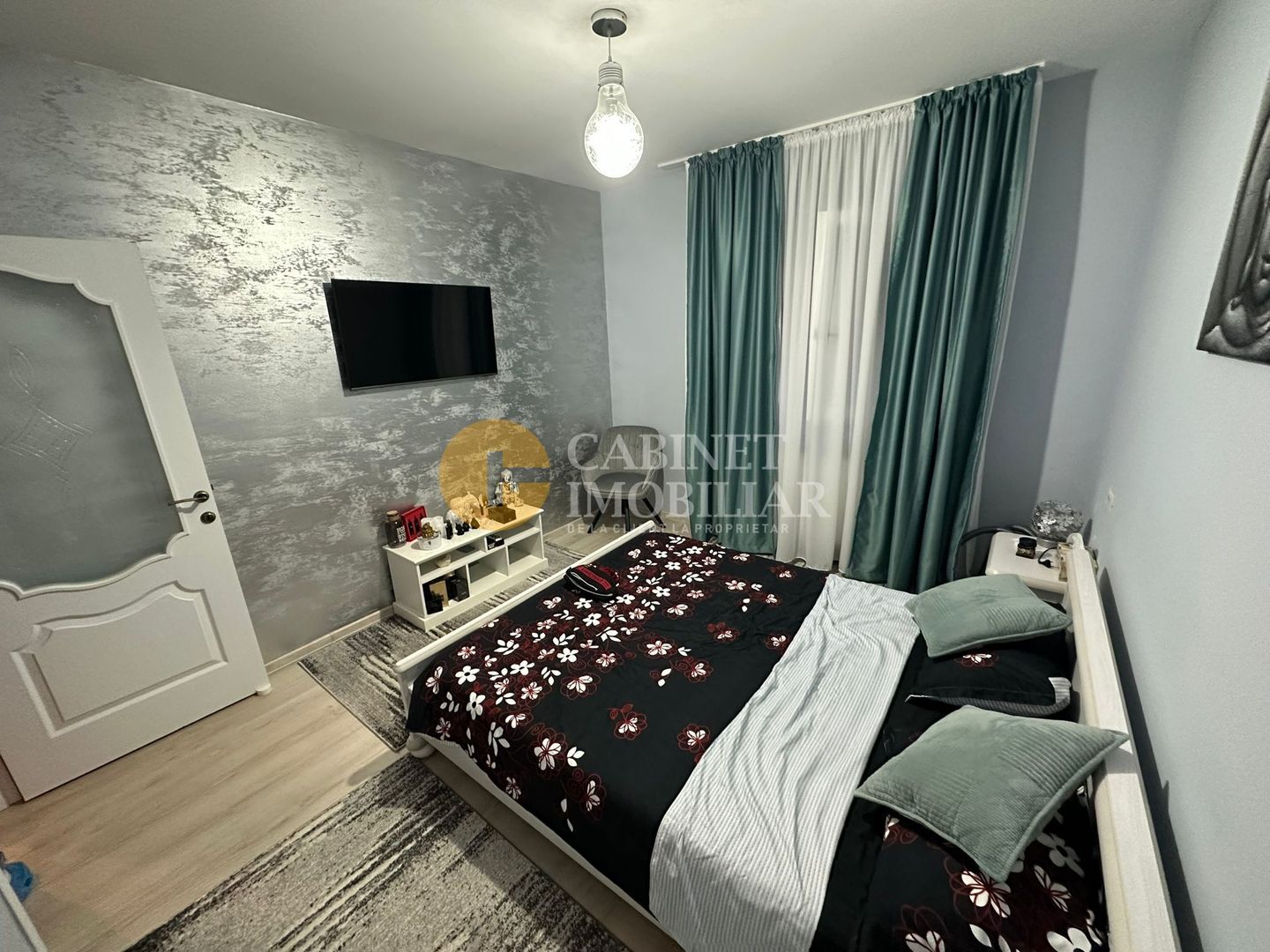 REDIU - 2 CAMERE DECOMANDAT - MOBILAT SI UTILAT - LOC DE PARCARE - Poză 1