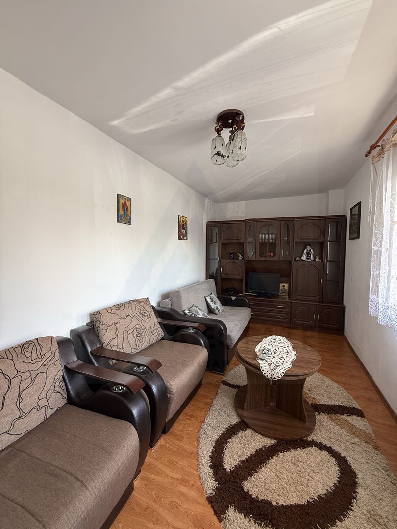 Apartament 3 camere 2 băi debara și parcare subterană în zona Terezian - Poză 1