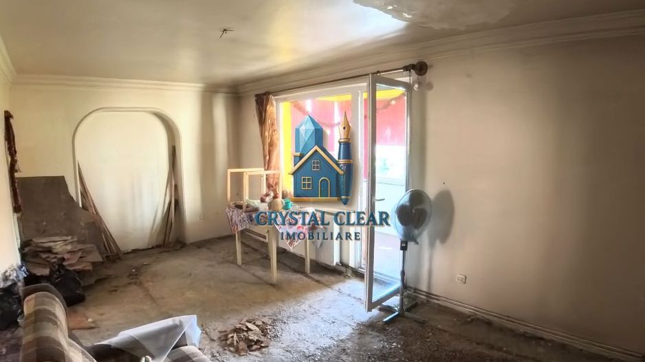 Apartament cu 4 camere - cartierul Dâmbu Pietros, str. Parângului - Poză 1