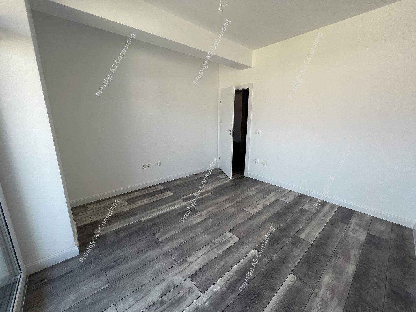 Apartament 2 Camere+Dressing | Etaj 5 | Bloc Nou Lift | Zona Soarelui - Poză 2