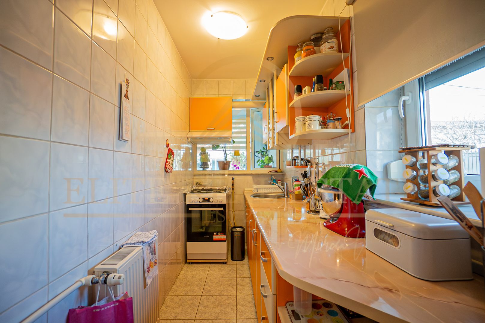Casa P+1+M - 5 camere - Garaj - Panouri Fotovoltaice - Bratianu - Poză 12