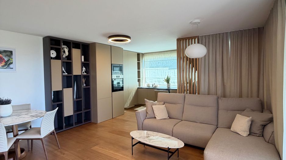 Apartament PREMIUM cu curte, terasă și lift cu acces direct în living - Poză 21