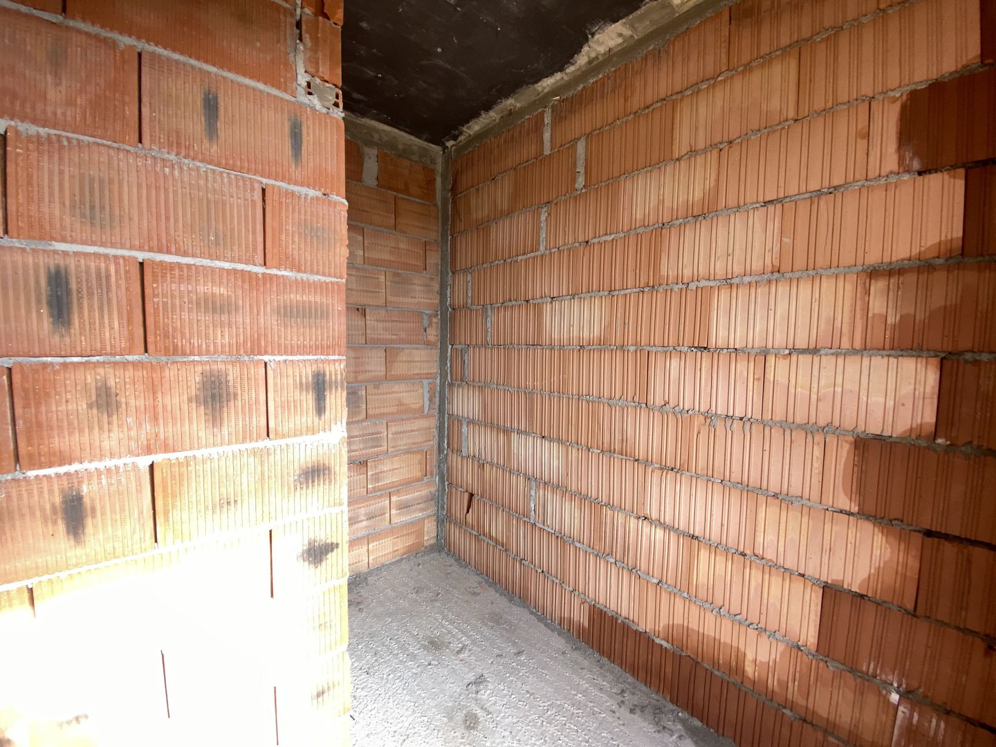 COMISION 0, CASĂ LA ROSU IN SACALAZ, 5 Camere, 107mp Utili, 300mp Teren - Poză 8