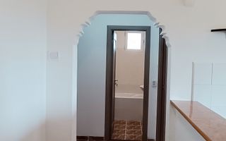 Apartament cu 2 camere decomandate, in cartierul Astra-Mercur - Poză 9