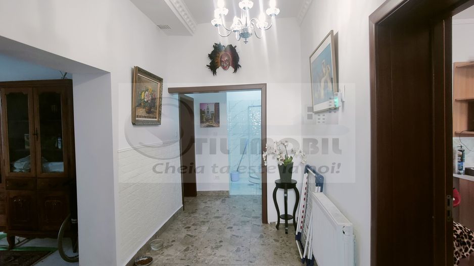 APARTAMENT ULTRACENTRAL , PIATA UNIRII, CUZA VODA 70 MP PLUS CURTE - Poză 35