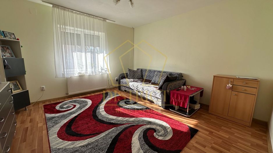Casă Indiviudala cu 3 camere si 755 mp de teren in Giroc la asfalt. - Poză 5