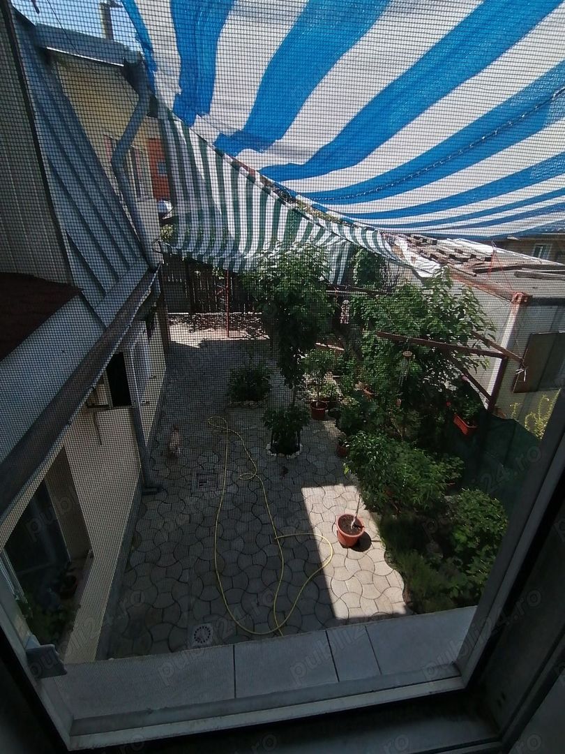 Casă la curte București sector 4 - Poză 9