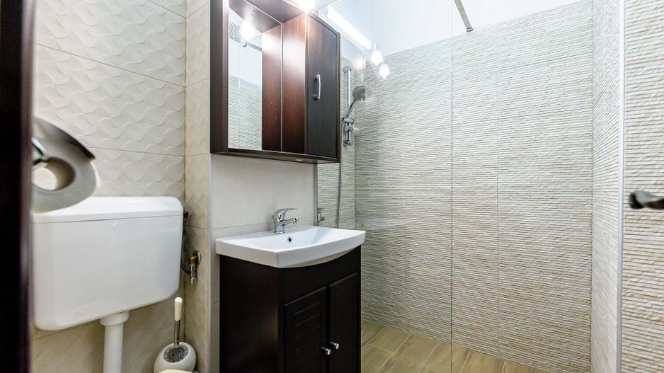 Apartament elegant cu trei camere. Strada Horia. - Poză 7