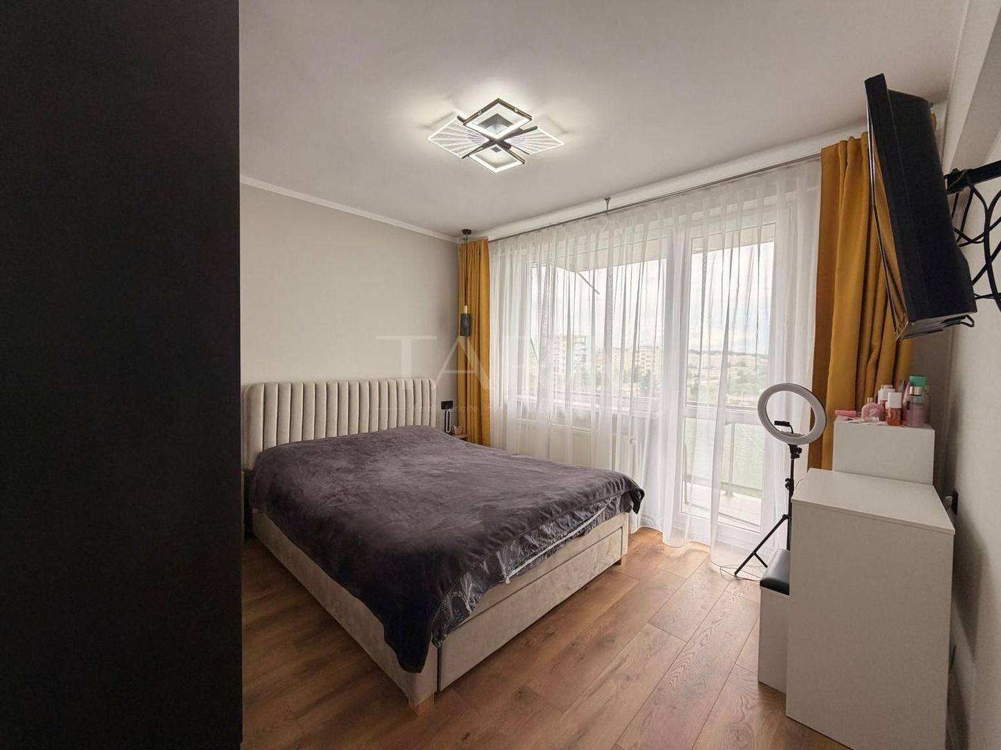 Apartament de închiriat în Gheorgheni, zona Transylvania College - Poză 8