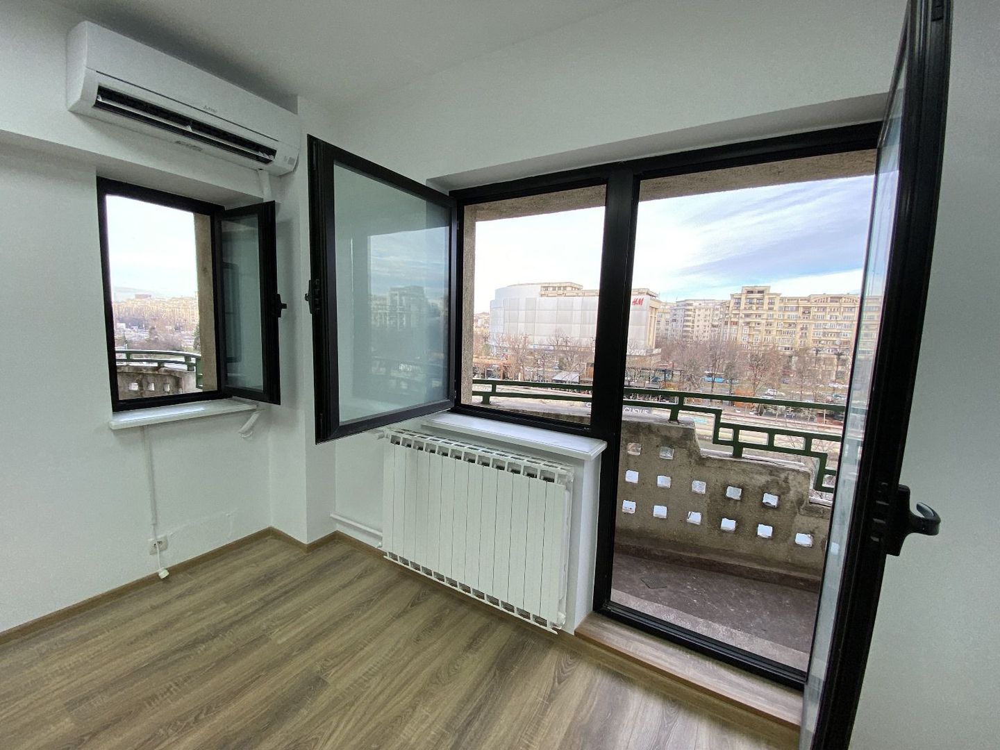 Imobil 4 camere Unirii, cladirea Sitraco, pretabil investitie. - Poză 10