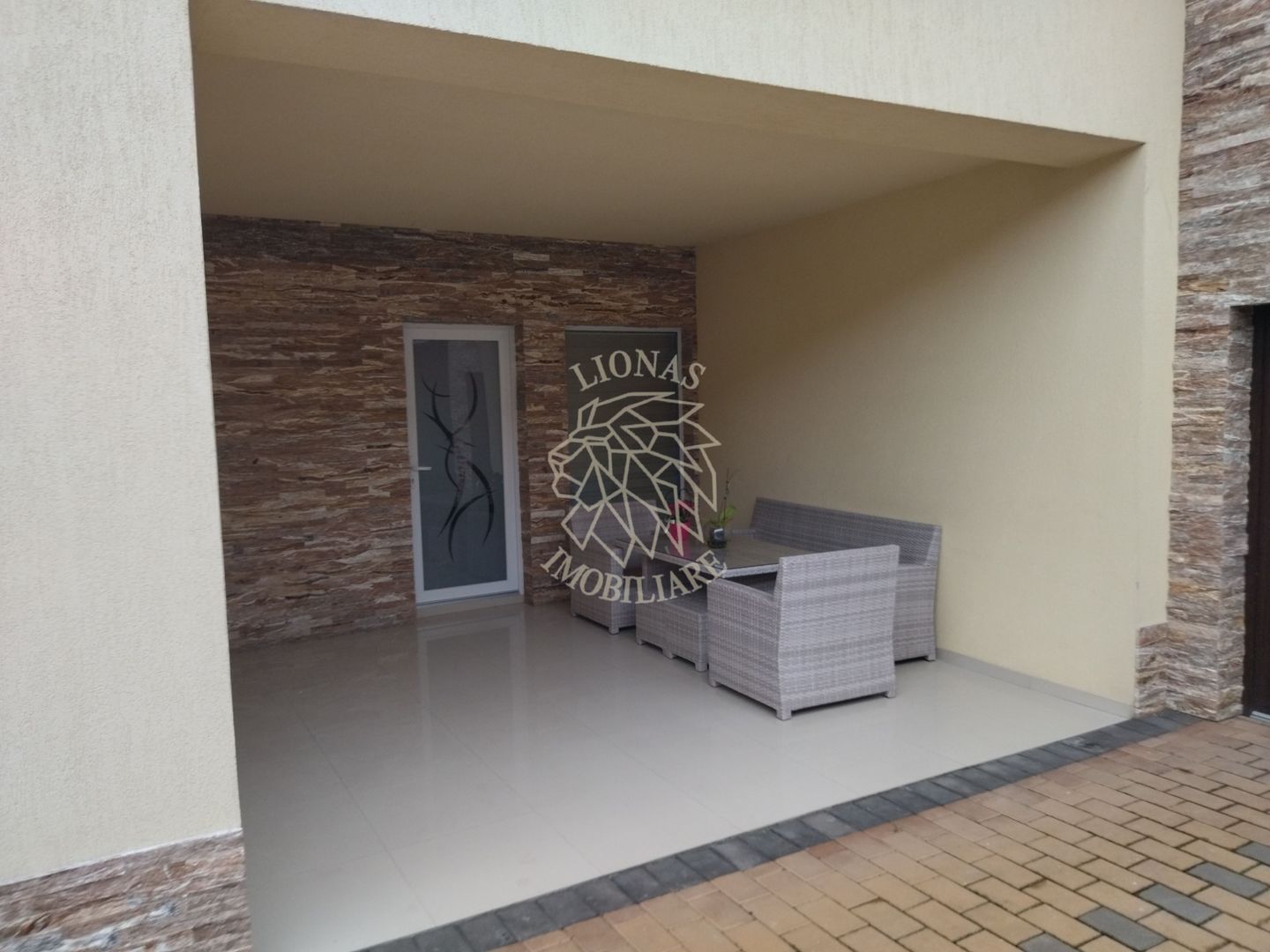 Casa de Lux 7 camere-270 mp-curte amenajata-teren 2312 mp-Salva - Poză 7