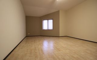 Zona Cetatii; 6 incaperi, ideal pentru sediu firma. - Poză 18