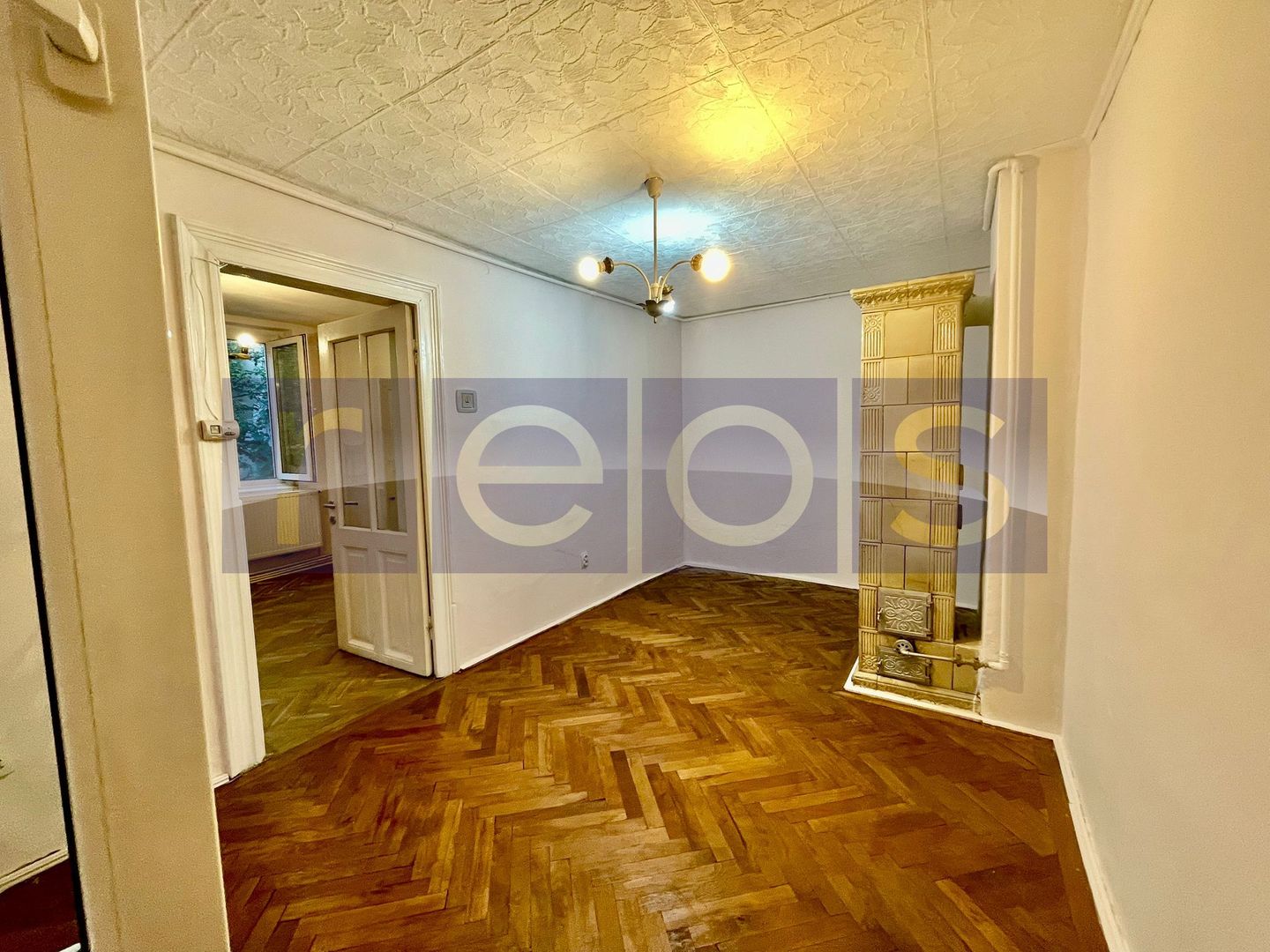 VANZARE CASA 2 CAMERE 35MP + TEREN 36MP CURTE COMUNA PIATA VICTORIEI ROMANA - Poză 2