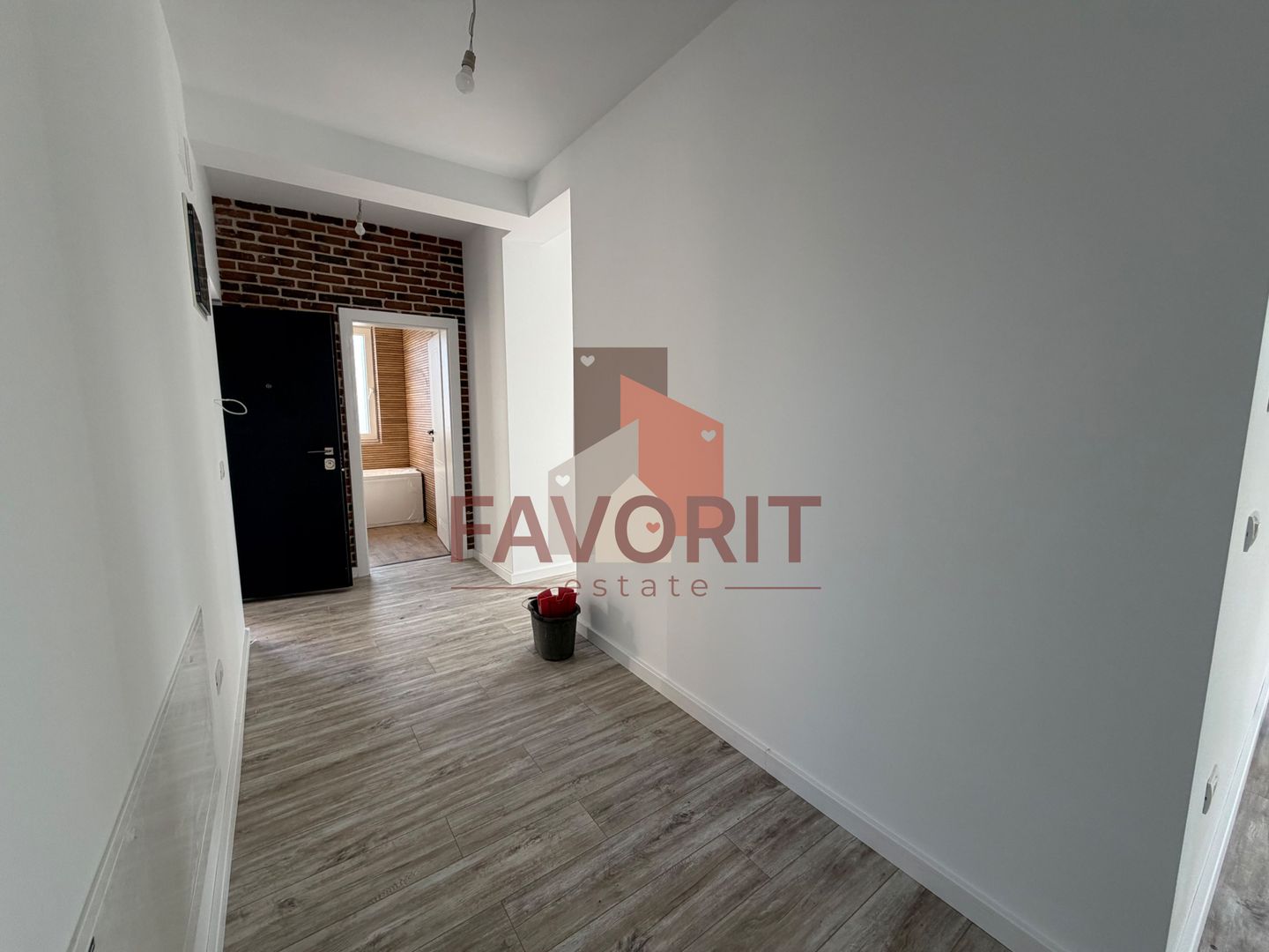 Etaj 1. Model cu 2 bai. Cu 2 locuri de parcare - Poză 8