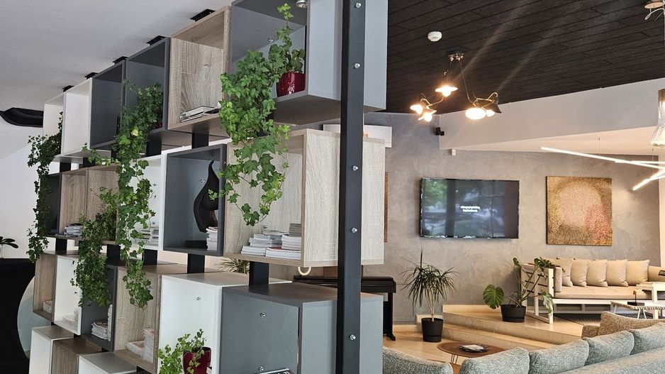 Spațiul deosebit pentru , showroom,  reprezentanță,  office - Poză 4