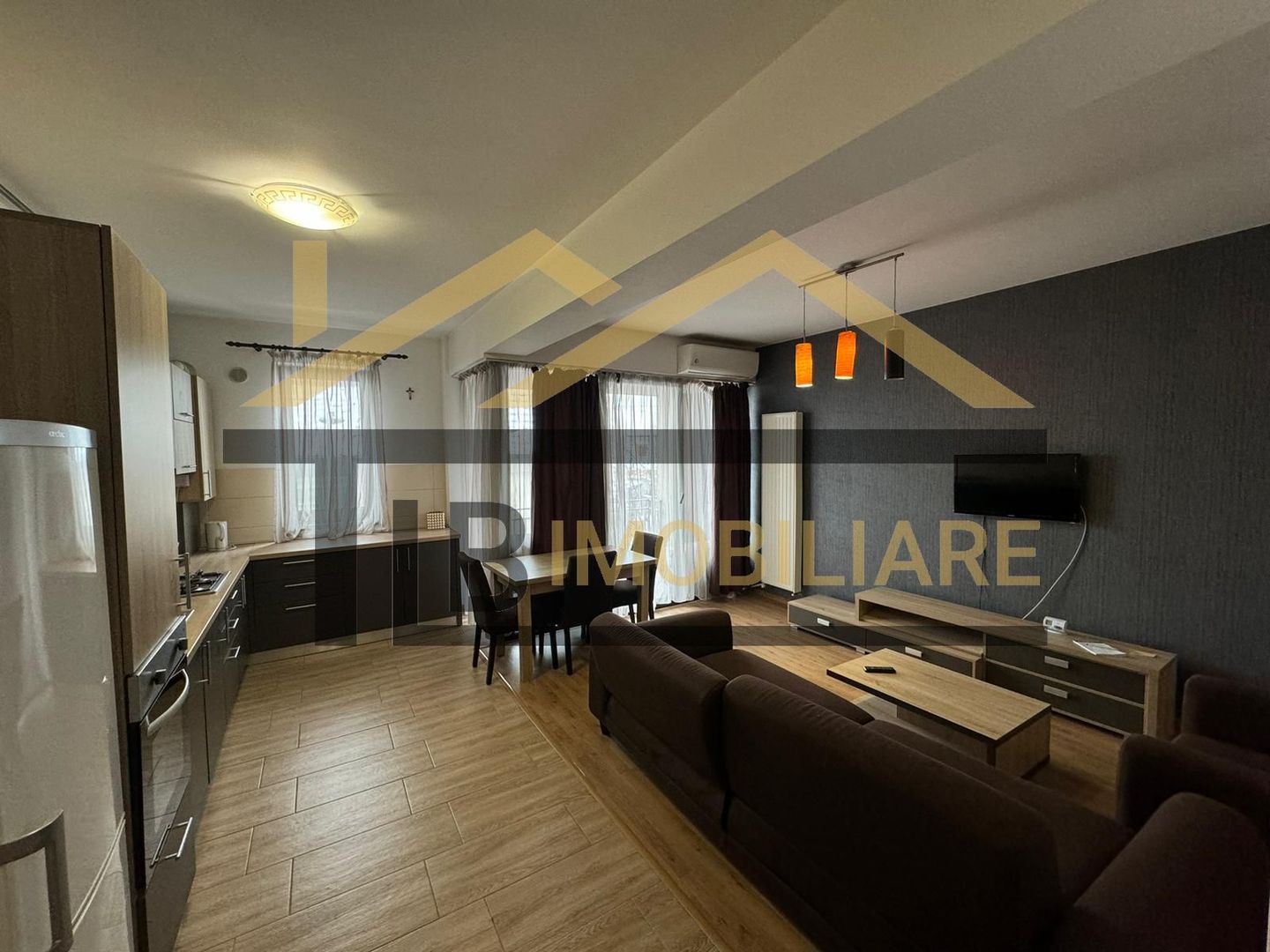 Apartament de 2 camere, 60 mp, parcare, Zona Centrala - Poză 2