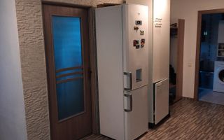 Apartament cu 2 camere de vânzare - Poză 4