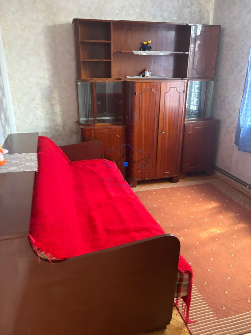 Apartament cu 3 camere – zona centrală - Poză 3