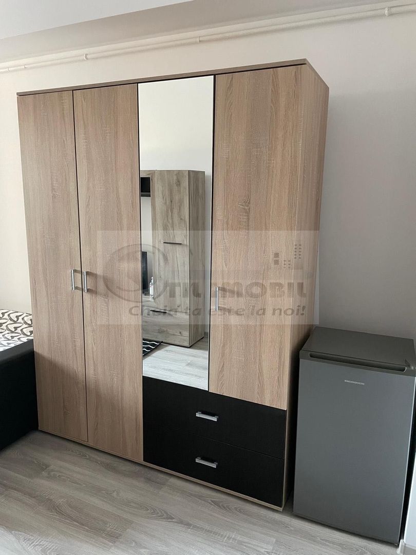 Garsonieră de închiriat – zonă centrală, aproape de Palas Mall - Poză 5