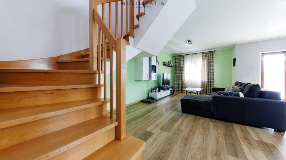 Cartierul Europa - Casa frumoasa, super spatioasa cu 5 camere | Com 0% - Poză 17