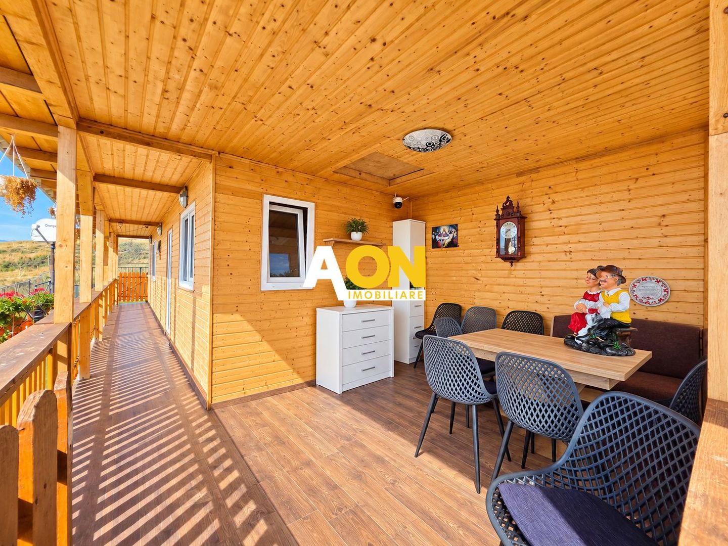 Cabană din lemn, 2 camere, panouri solare, teren 500 mp, Bărăbanț - Poză 9