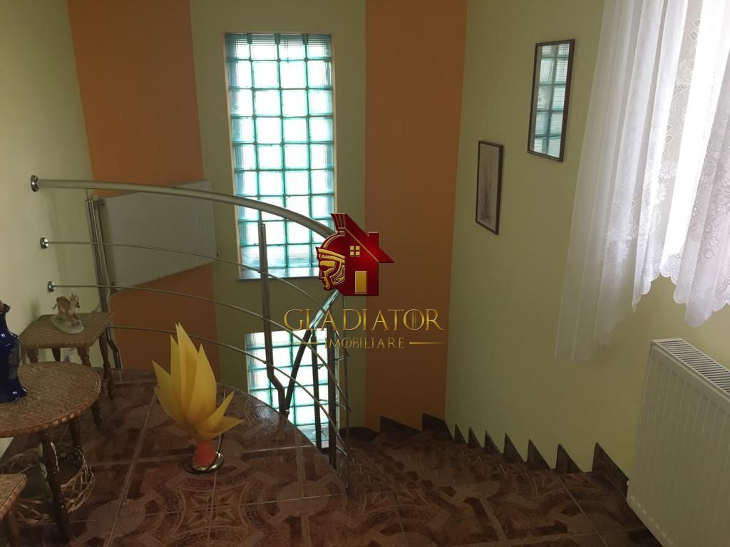 Vila impresionanta in Bucium - Visani - Str. Regina Maria - 2000 mp - Poză 5