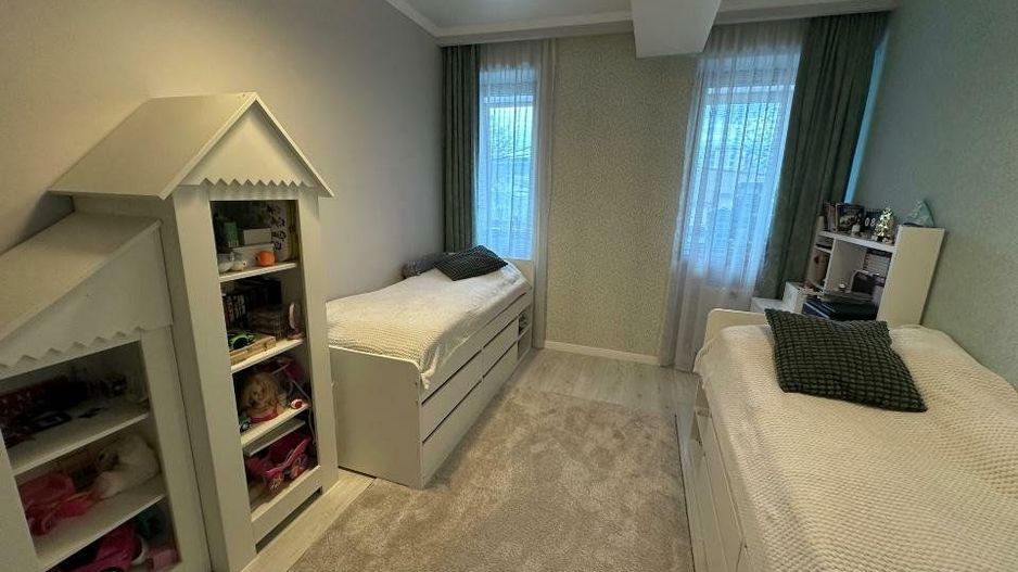 3 rooms apartment for sale | Aviatiei | 2 parking spaces - Poză 9