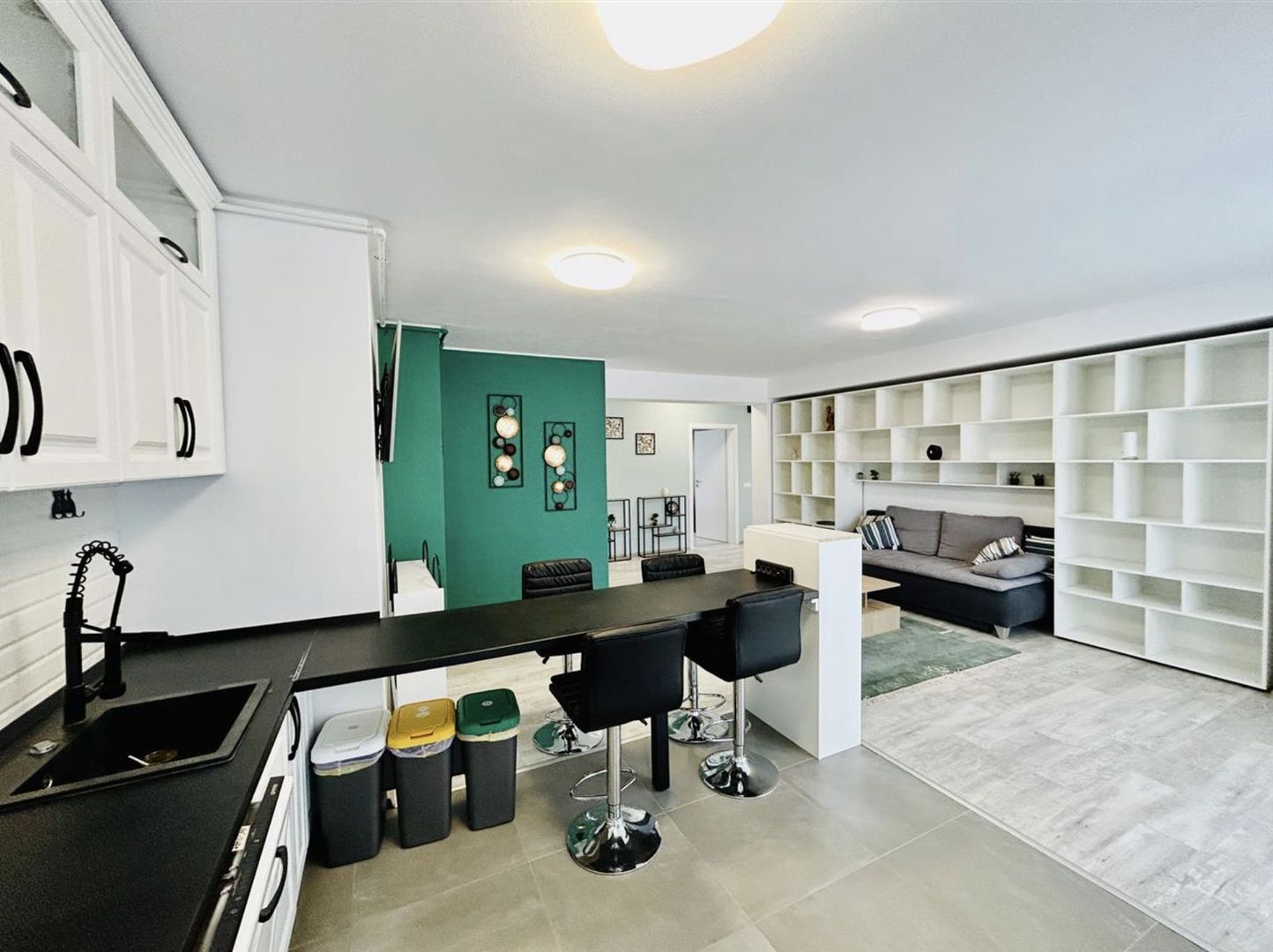 Penthouse la cheie, 4 camere, 2 bai, terasa mare, cart. Kogalniceanu - Poză 11