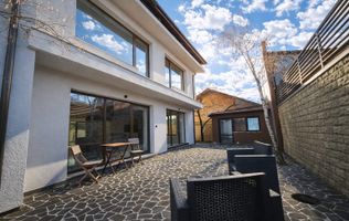 Casă P+1+M - Teren 310 mp -6 Camere- 4 Băi – Ploiești - Premium