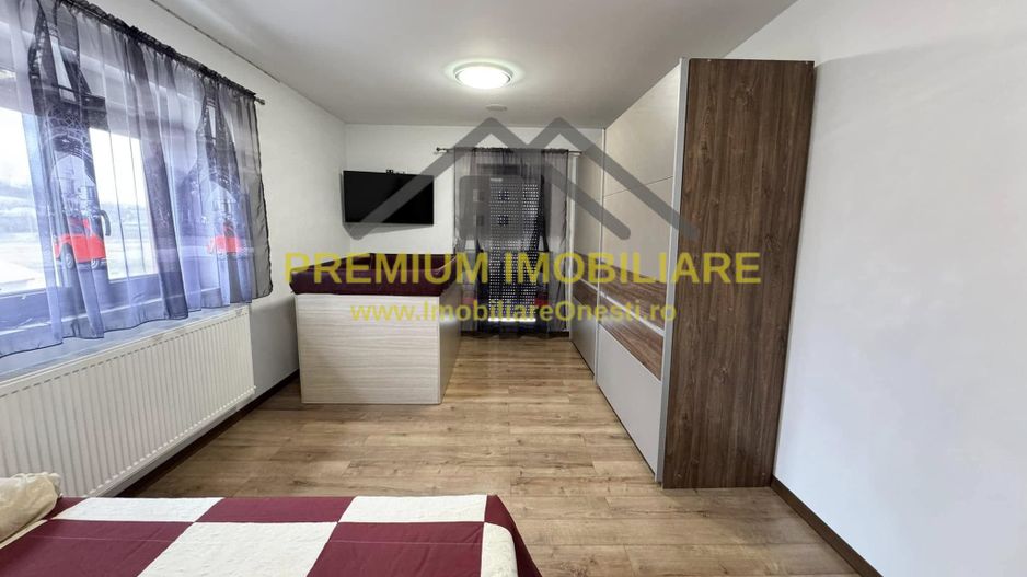 Vila la 13 km de Onesti - Poză 21