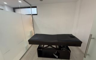 Salon de Înfrumusețare Lux - Central Ploiești - 153 mp - Poză 3