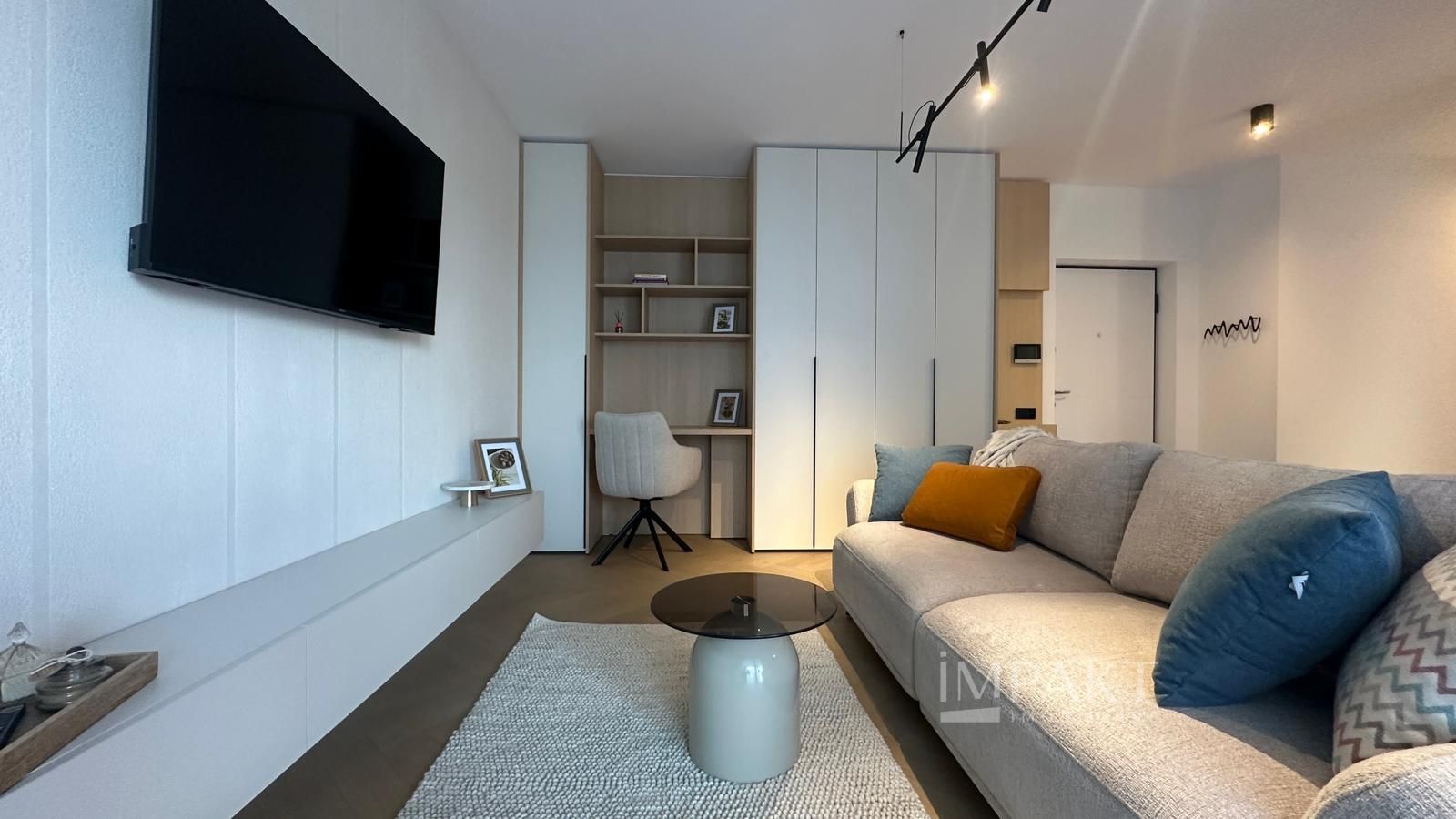 Apartament Ultrafinisat Premium | Ready to Move | Intre Lacuri - Poză 3