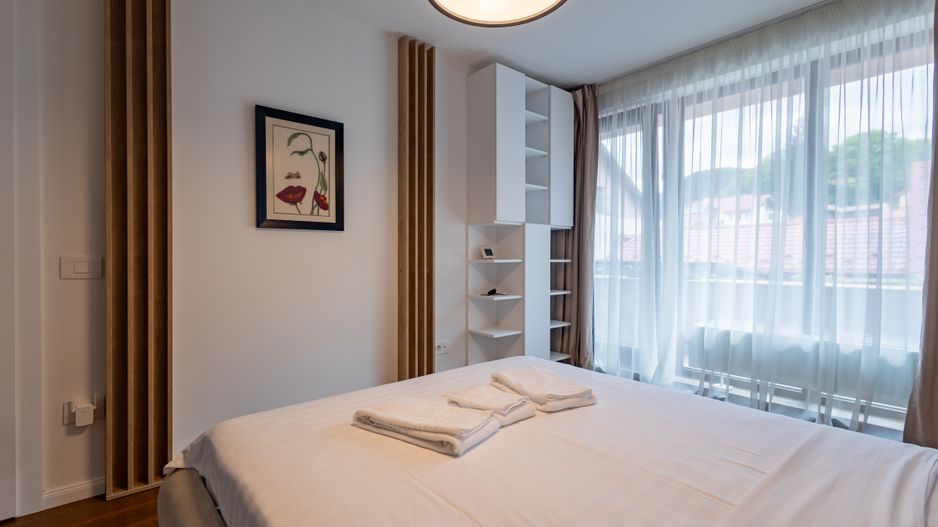 Apartament 2 camere mobilat complet, parcare subterana Schei - Poză 10