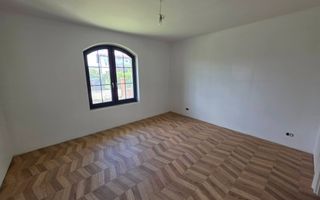 Casă nouă, impozantă,  6 camere, 1346 mp teren, Bărăbanț - Poză 10