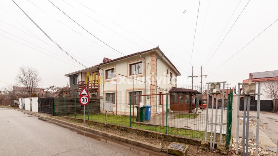 Casă cu 5 camere -  Pitești - Comision 0 - Poză 1