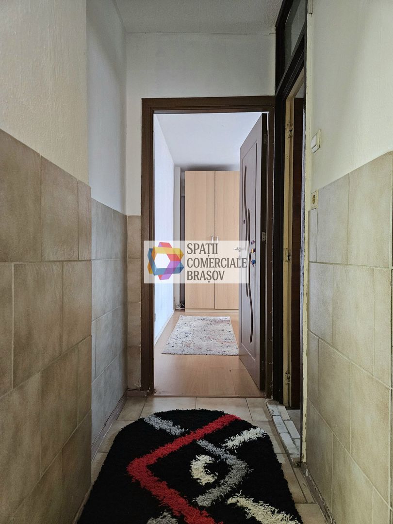 Apartament cu trei camere, zona Racadau 70 mp - Poză 3