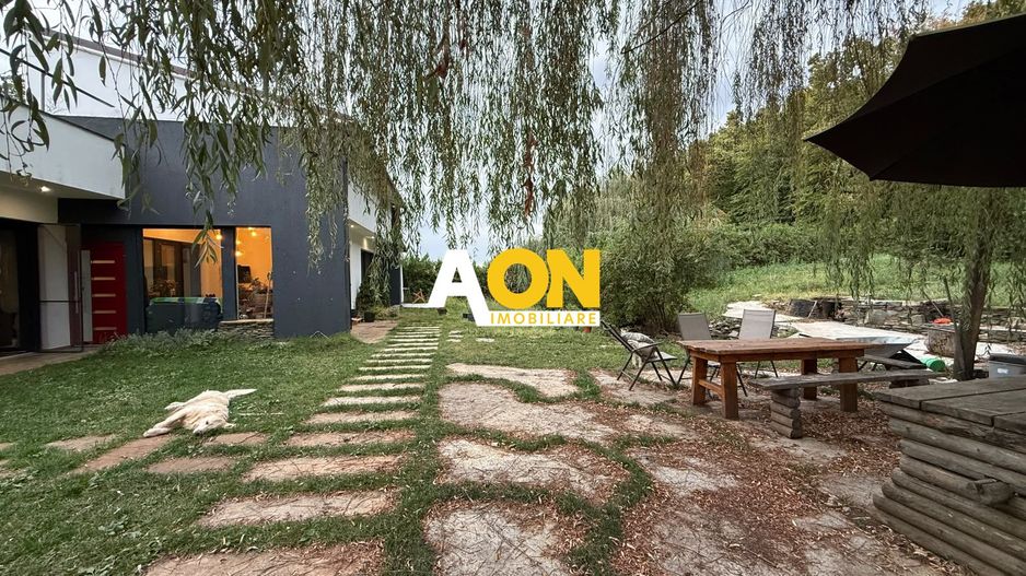 Casa Individuala Zona Schit, 4 Camere, 4 Bai, 1600mp Teren - Poză 27