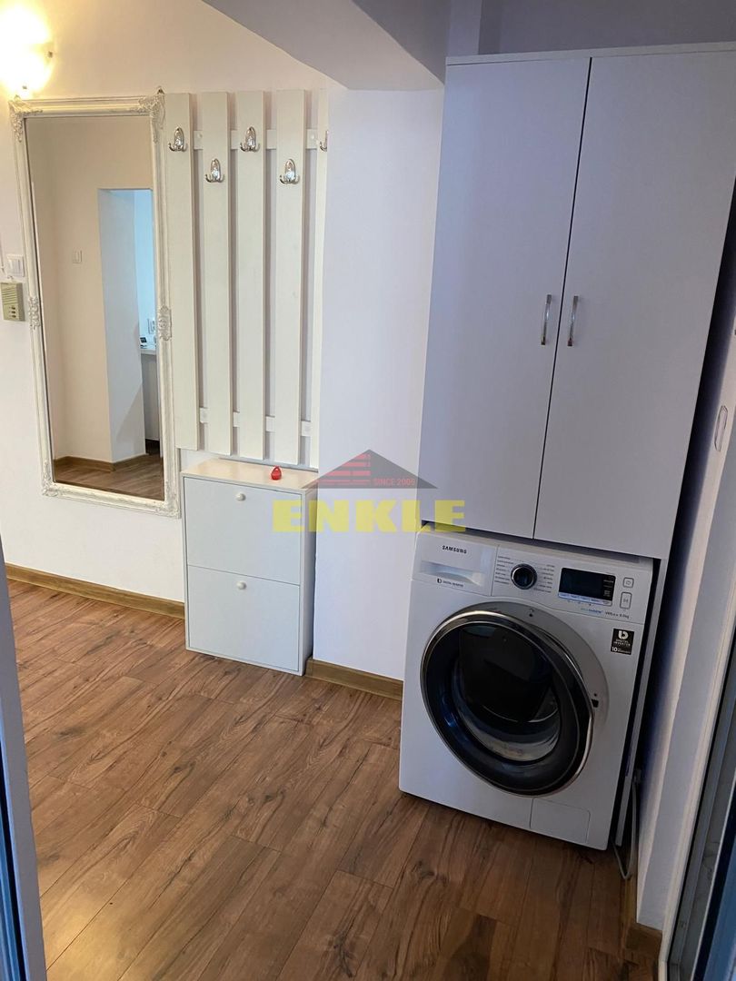De inchiriat  apartament cu 2 camere decomandat, Ultracentral. - Poză 6