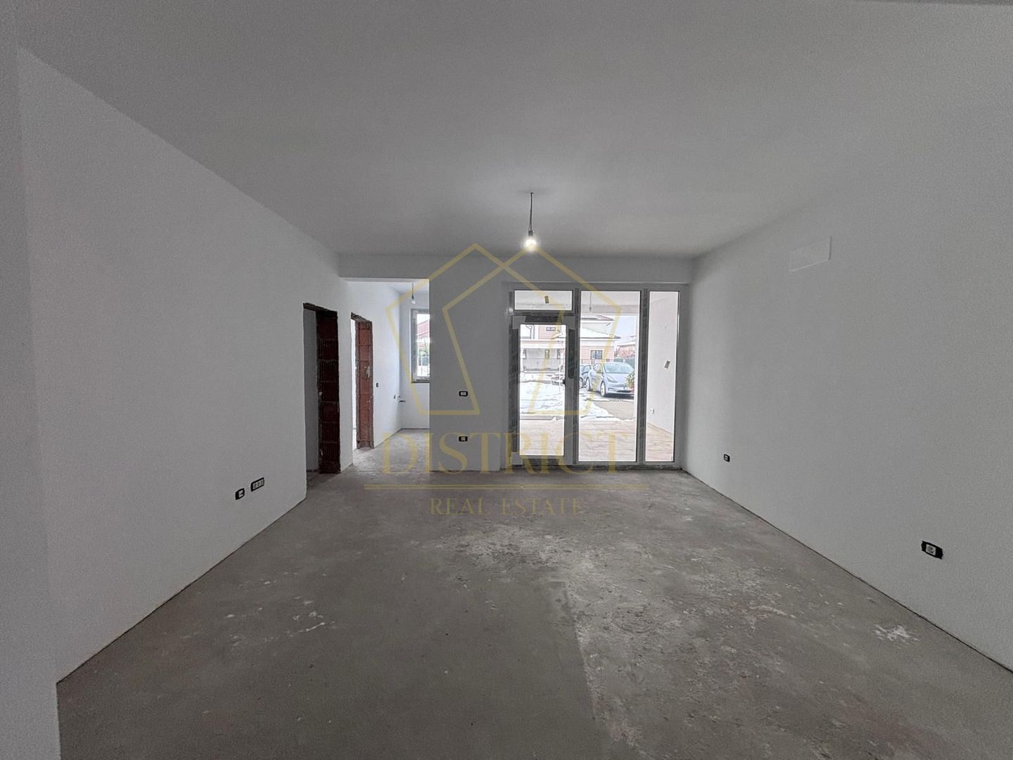 Apartamente noi cu 3 camere, curte 60-70mp | Dumbravita | CORA - Poză 9