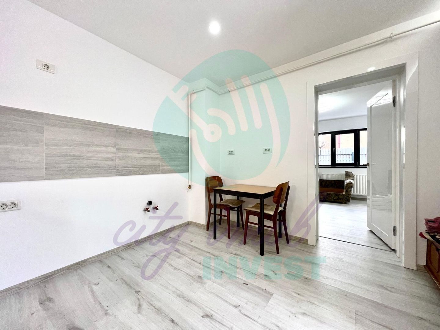 Două corpuri de casă | Birouri / Locuire | Curte 189mp| Șoseaua Alexandriei - Poză 3