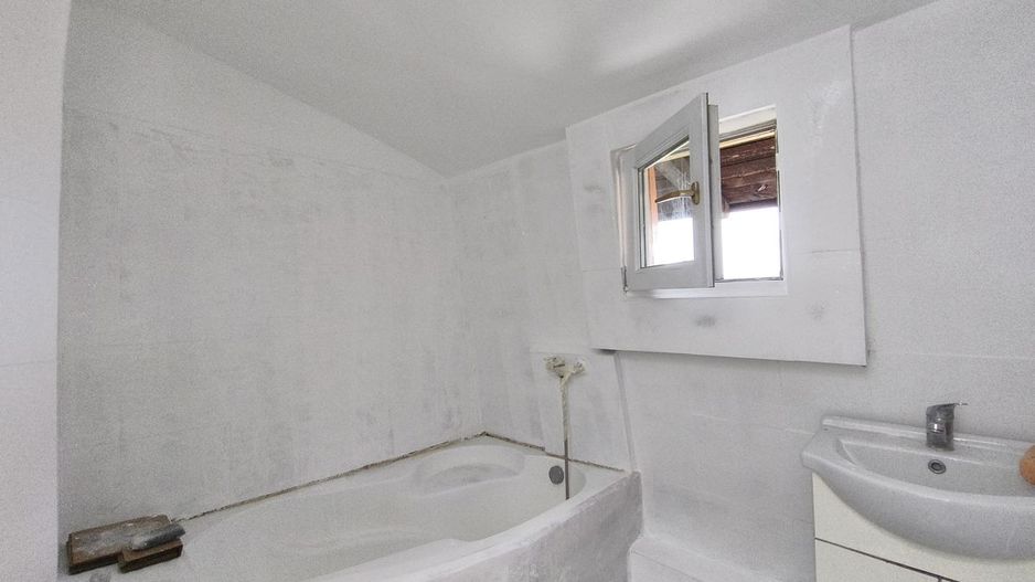 Apartament cu 3 camere de vanzare | Erou Iancu Nicolae | 100 mp - Poză 17