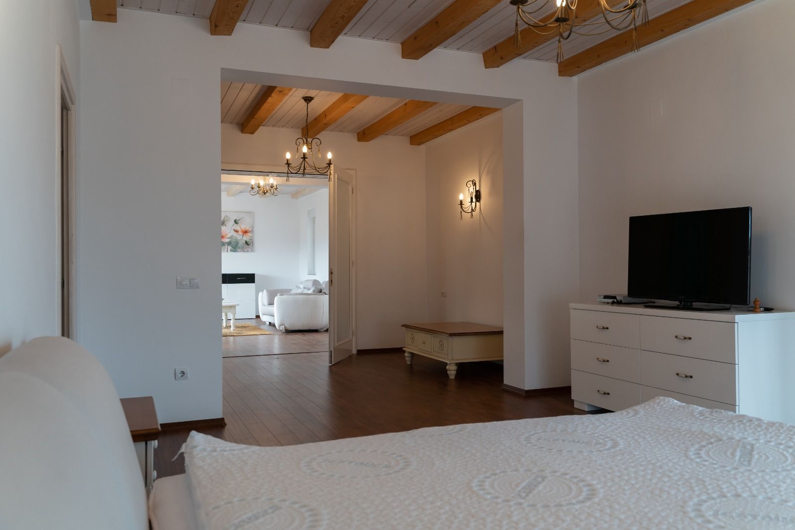 Penthouse de închiriat în Sibiu – Calea Dumbrăvii | 4 camere | 200 mp - Poză 8