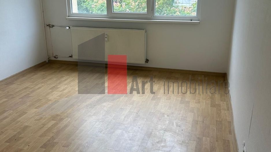 Vânzare apartament 4 camere decomandat Bd. Brâncoveanu - Izvorul Mureșului - Poză 8