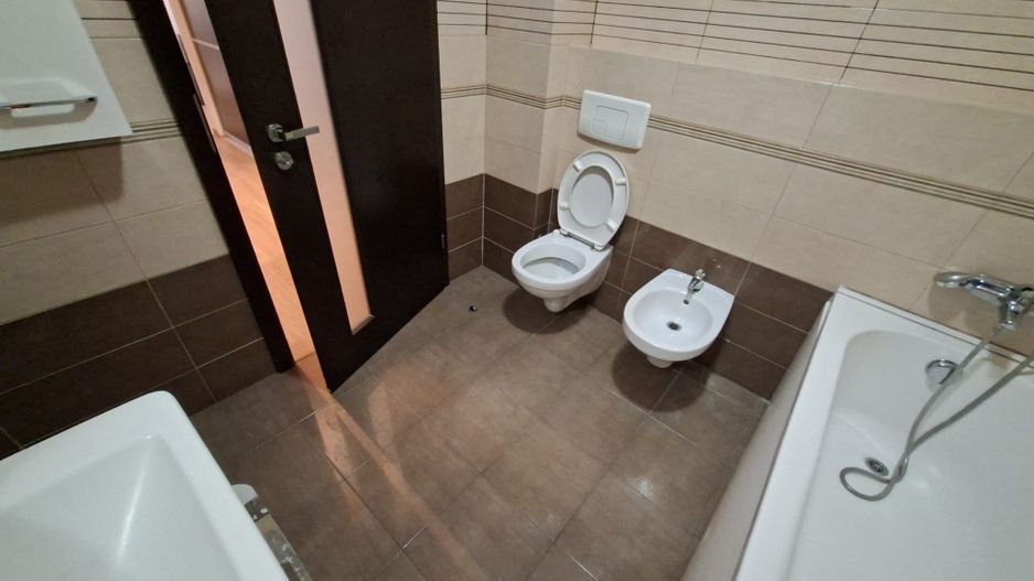 Spațios 4 camere, zona Braytim - Poză 11