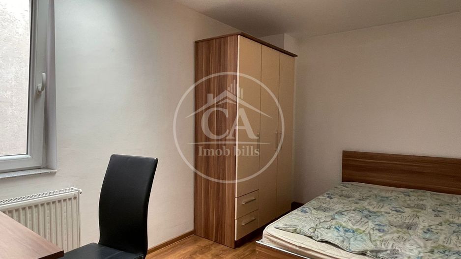 Apartament de vanzare cu 3 camere in zona Central, Oradea - Poză 6
