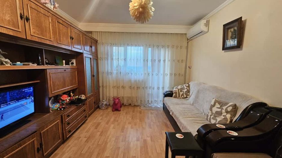 Apartament 3 camere – Badea Cârțan, blocurile turn - Poză 1
