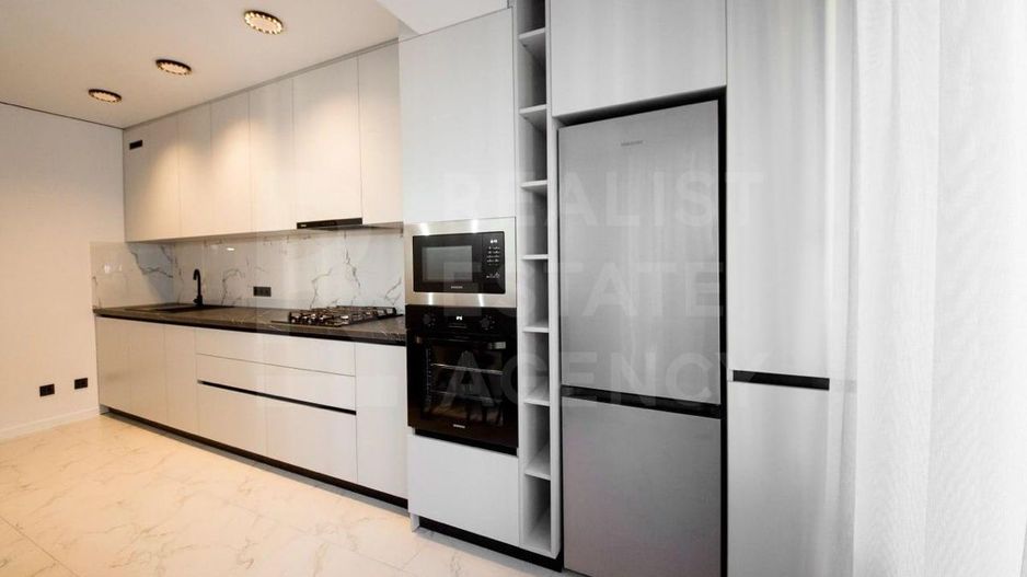 Chirie, apartament, o cameră, str. Calea Ieșilor, Sculeni - Poză 2